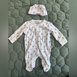 Little Me White Penguin Pattern Footie